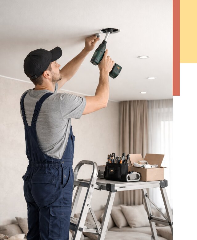 Установка и монтаж точечных светильников в натяжной потолок в Томске от 1967 руб. | ОТДЕЛОЧНИК-Тмс